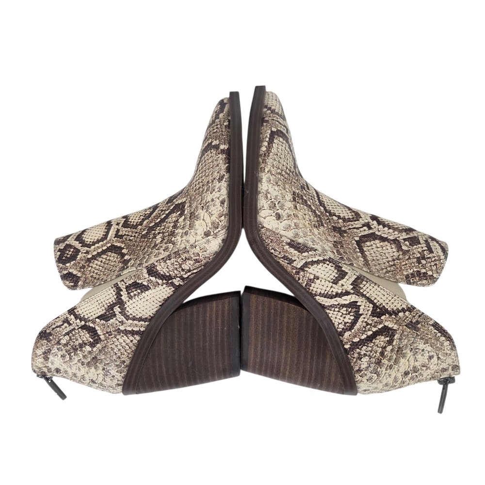 Vince Camuto Gradina Leather Ankle Boots Womens 7 Python Snake Print Block Heel - Picture 7 of 12